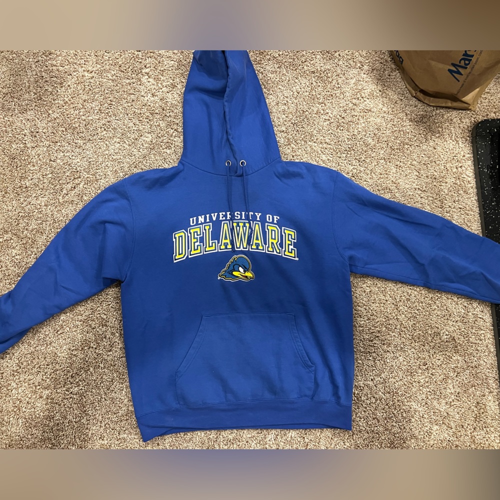 u of delaware sweatshirt